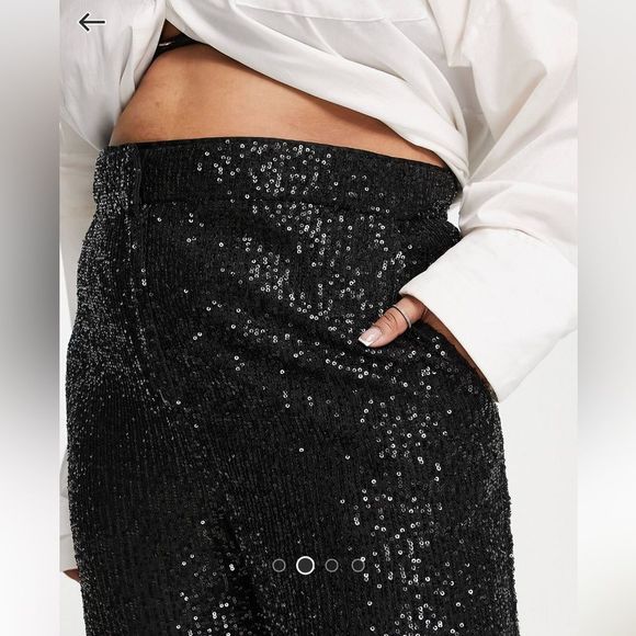 ASOS DESIGN Curve Straight sequin ankle grazer pants in black - Picture 3 of 6